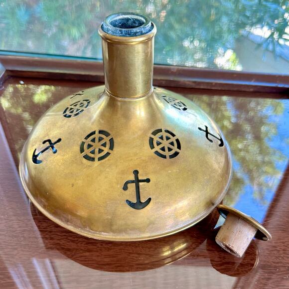 Vintage Swedish Captain’s Decanter – Brass Over Glass, Cork Top – Anchor Design - Picture 4 of 11